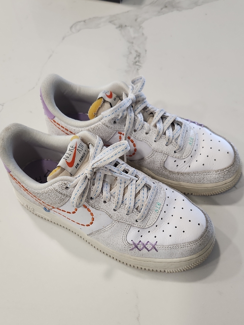 NIKE AIR FORCE 1 '07 SE Pastel Orange, Purple & Blue Accents